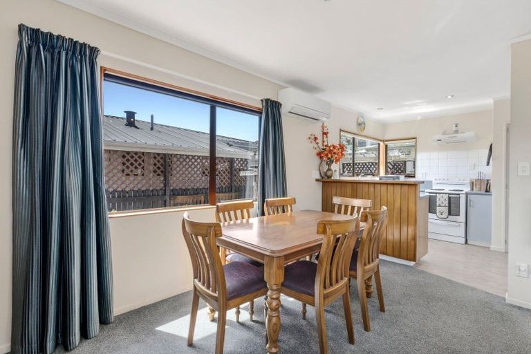 Photo of property in 2/22 Parkers Road, Tahunanui, Nelson, 7011