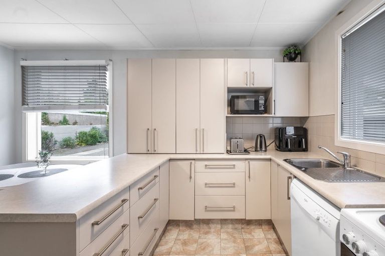 Photo of property in 55 White Street, Newfield, Invercargill, 9812