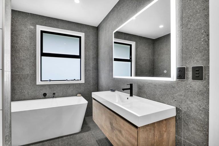 Photo of property in 5/118 Brecon Road, Stratford, 4332