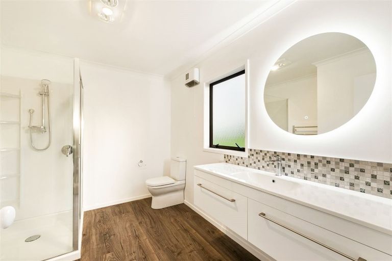 Photo of property in 51 Glenmore Road, Coatesville, Albany, 0793