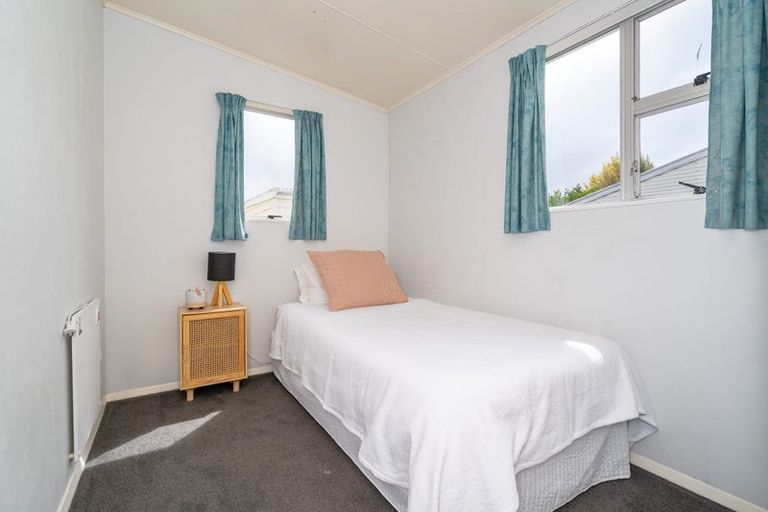 Photo of property in 14 Kirkcaldy Street, South Dunedin, Dunedin, 9012