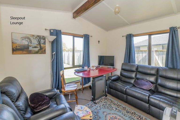 Photo of property in 64 Edinburgh Terrace, Foxton Beach, Foxton, 4815
