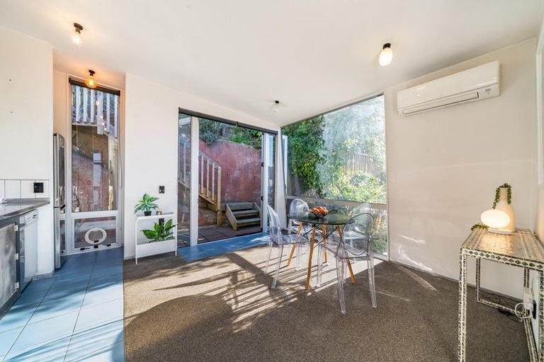 Photo of property in 14a Hanson Street, Mount Cook, Wellington, 6021