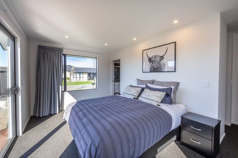 Photo of property in 37 Wigmore Crescent, Rolleston, 7615