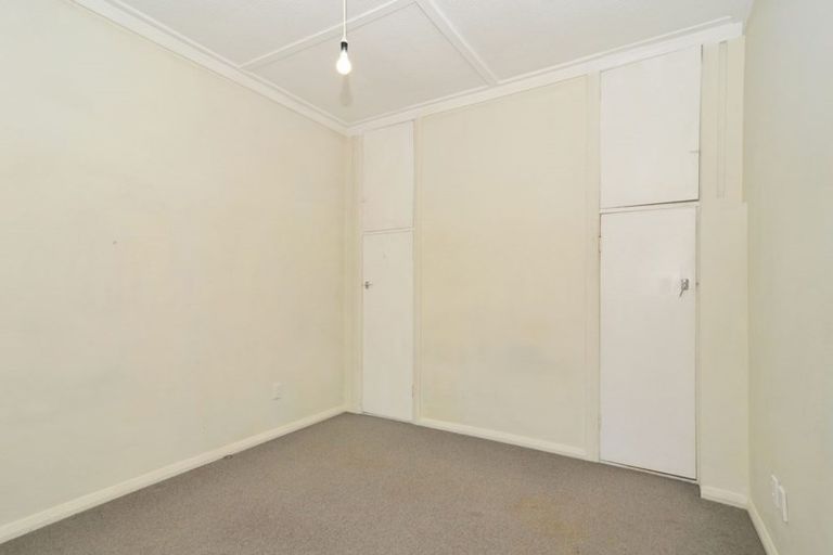 Photo of property in 299 Mansfield Street, Newtown, Wellington, 6021