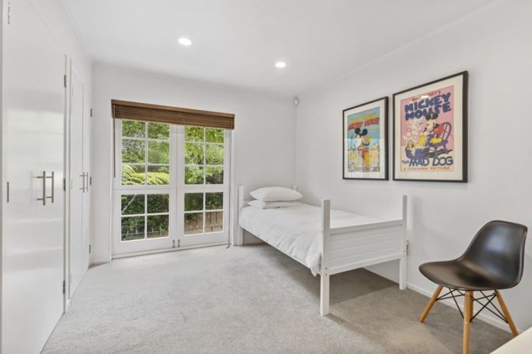 Photo of property in 53 Nui Mana Place, Te Atatu South, Auckland, 0610