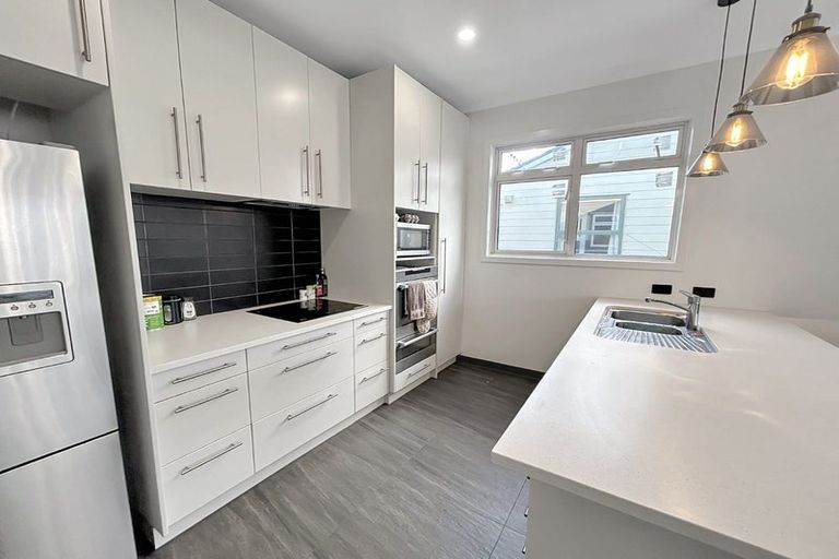 Photo of property in 21 Argyle Street, Whanganui, 4500