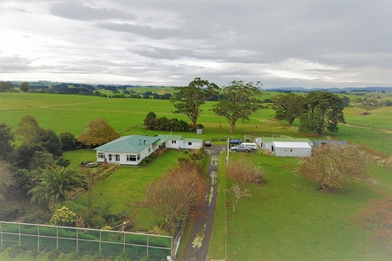 Photo of property in 346 Umutaoroa Road, Dannevirke, 4978