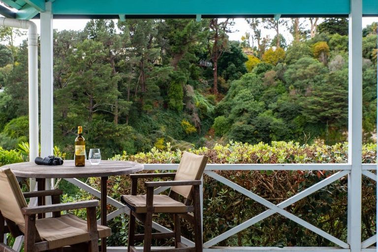 Photo of property in 7a Bay View Road, Bluff Hill, Napier, 4110