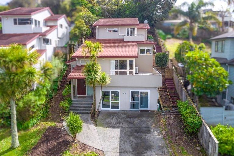 Photo of property in 23a Penguin Drive, Murrays Bay, Auckland, 0630