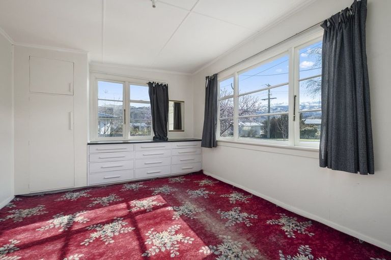 Photo of property in 19 Dunstan Street, Clyde, 9330