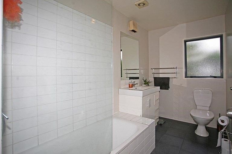 Photo of property in 2/9 Humboldt Street, Sydenham, Christchurch, 8023