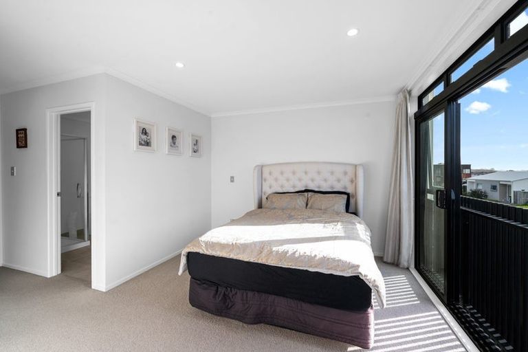 Photo of property in 6a Nohoanga Road, Karaka, Papakura, 2113