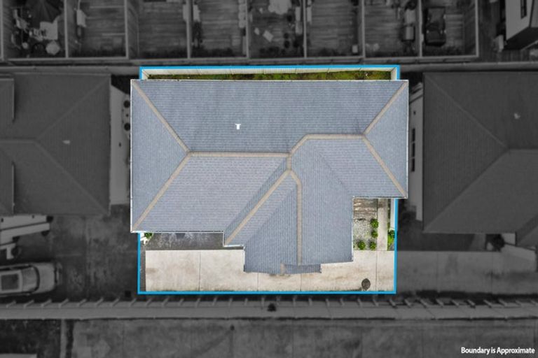 Photo of property in 25b Tudor Road, Henderson, Auckland, 0610