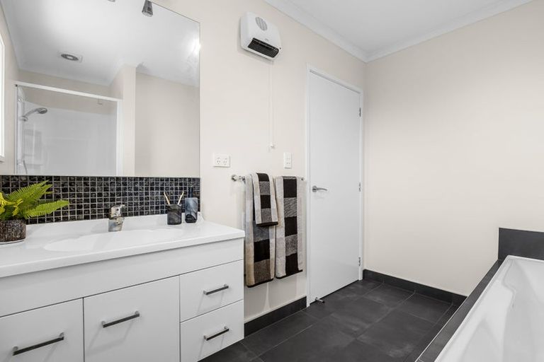 Photo of property in 26 John Annan Street, Halswell, Christchurch, 8025