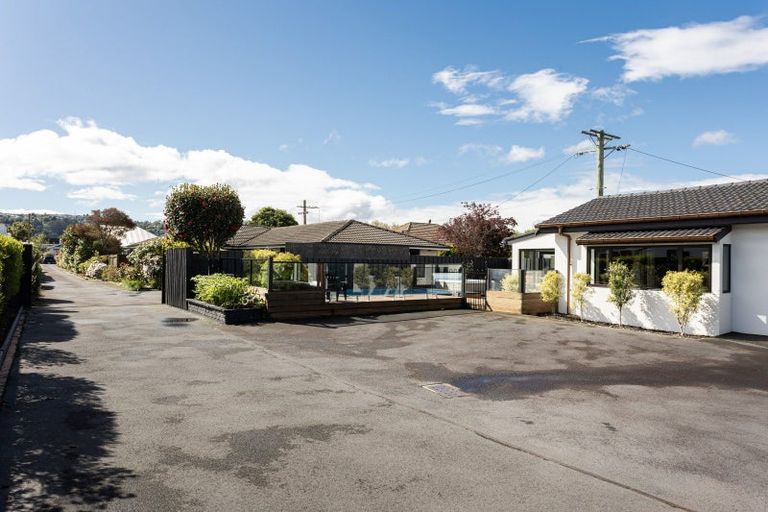 Photo of property in 215 Bay View Road, Saint Clair, Dunedin, 9012