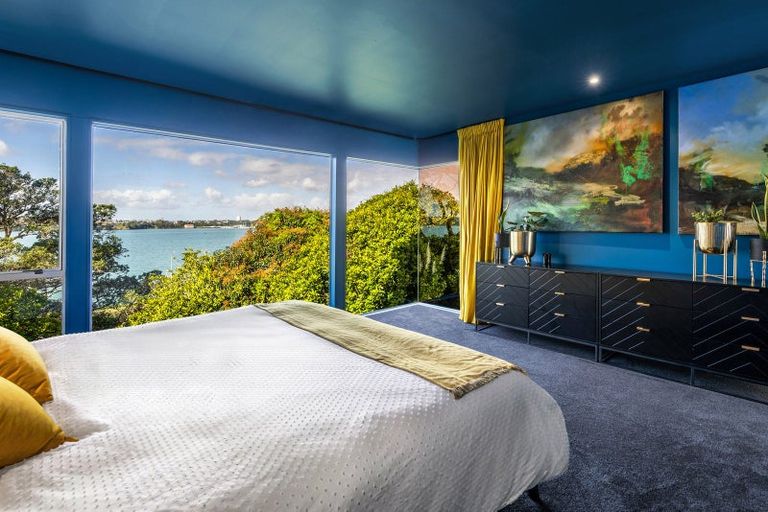 Photo of property in 2/81 Sylvan Avenue, Northcote, Auckland, 0627