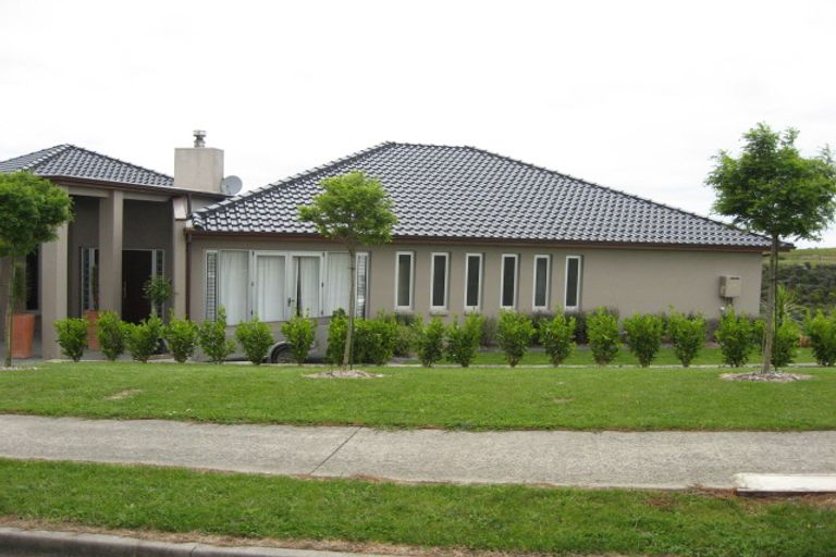 Photo of property in 139 Roberts Road, Matakatia, Whangaparaoa, 0930