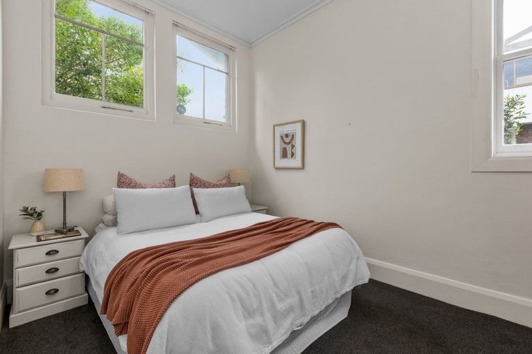 Photo of property in 5 Finnis Lane, Hospital Hill, Napier, 4110