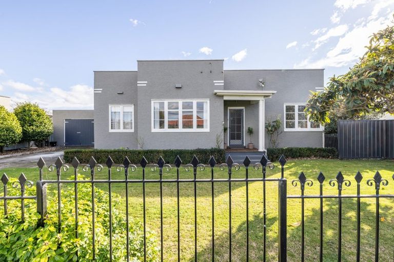 Photo of property in 206 Sylvan Road, Parkvale, Hastings, 4122