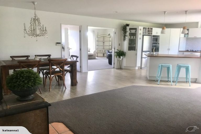 Photo of property in 1 Manahi Place, Woodend, 7610