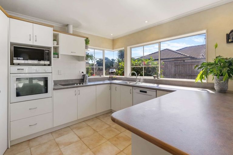 Photo of property in 25 Carribean Place, Papamoa Beach, Papamoa, 3118