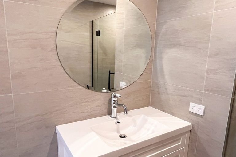 Photo of property in 3/13 Moa Place, Christchurch Central, Christchurch, 8013