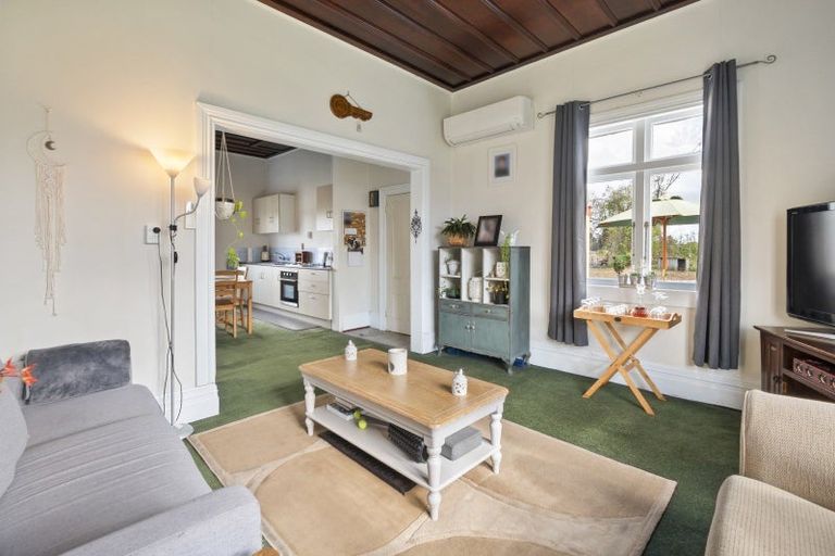 Photo of property in 5 Alexander Street, Ohingaiti, Hunterville, 4785