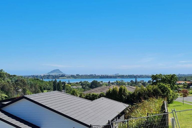 Photo of property in 6 Greenvale Place, Welcome Bay, Tauranga, 3112