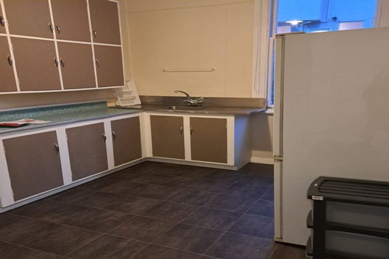 Photo of property in 33 Walter Street, The Glen, Dunedin, 9011