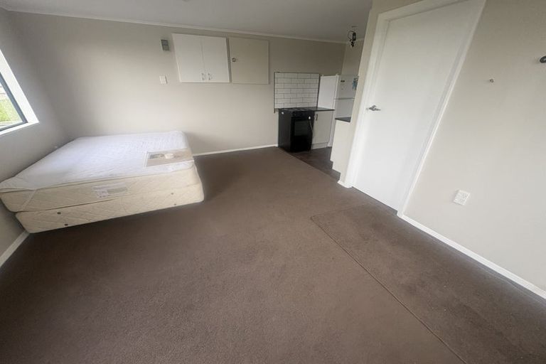 Photo of property in 43 Petrie Street, Wainuiomata, Lower Hutt, 5014