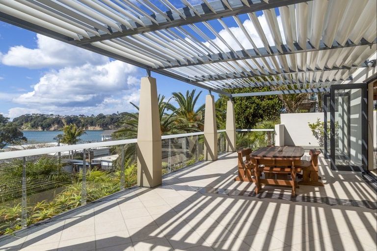 Photo of property in 32a Langton Road, Stanmore Bay, Whangaparaoa, 0932