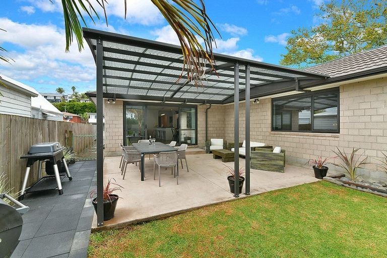 Photo of property in 27 The Circle, Manly, Whangaparaoa, 0930