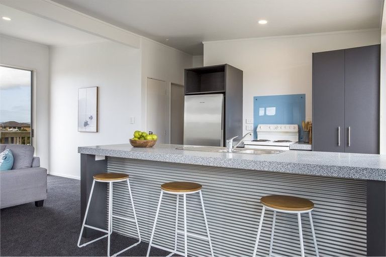 Photo of property in 24 Omana Avenue, Shelly Beach, Helensville, 0874