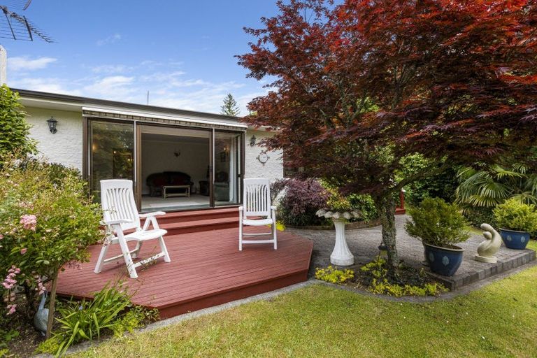 Photo of property in 14 Tainui Terrace, Inglewood, 4330
