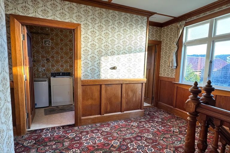 Photo of property in 4 Levy Street, Mount Victoria, Wellington, 6011