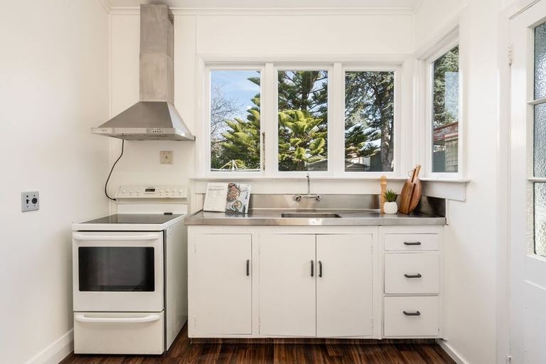 Photo of property in 10 Loyalty Street, Forbury, Dunedin, 9012