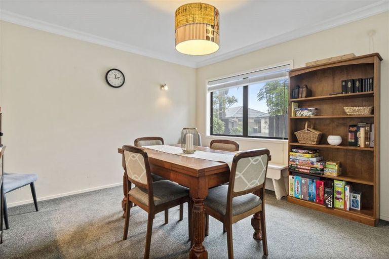 Photo of property in 18 Sarah Place, Papamoa Beach, Papamoa, 3118