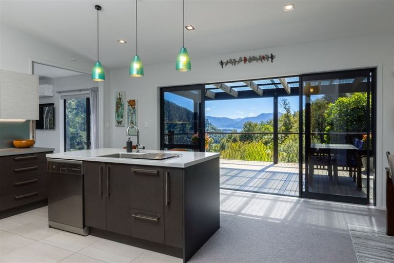 Photo of property in 615 Port Underwood Road, Whatamango Bay, Picton, 7281