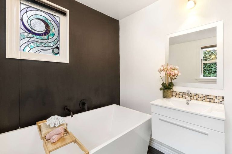 Photo of property in 28 Ward Road, Cheviot, 7310