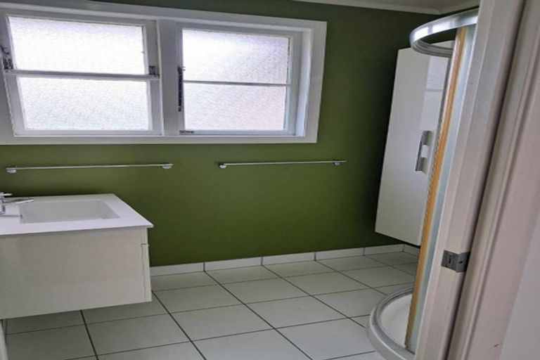 Photo of property in 39 Kenney Crescent, Fairfield, Hamilton, 3214