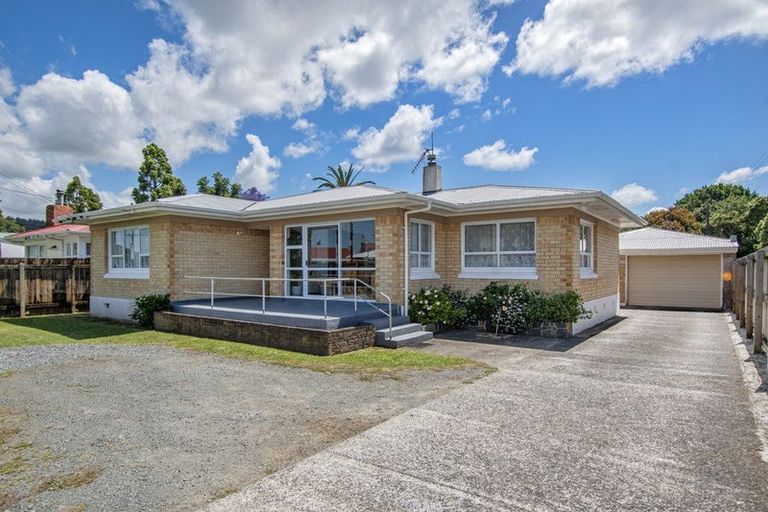 Photo of property in 60 Western Hills Drive, Kensington, Whangarei, 0112
