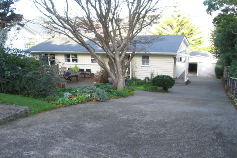 Photo of property in 10 Major Drive, Kelson, Lower Hutt, 5010