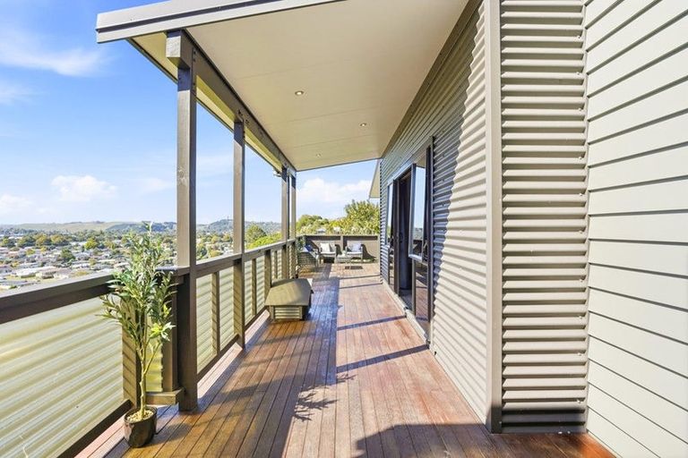 Photo of property in 68 Parkdale Drive, Aramoho, Whanganui, 4500