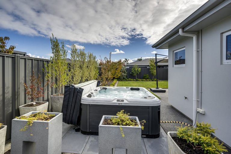 Photo of property in 20 Young Place, Taradale, Napier, 4112