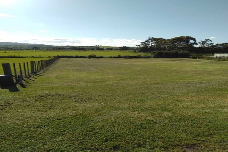 Photo of property in 31 Marsden Point Road, Ruakaka, 0116