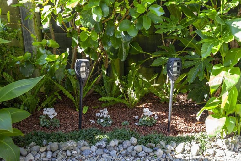 Photo of property in 3 Hihi Place, Waikanae, 5036