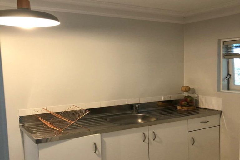 Photo of property in 25 Brigantine Drive, Beach Haven, Auckland, 0626