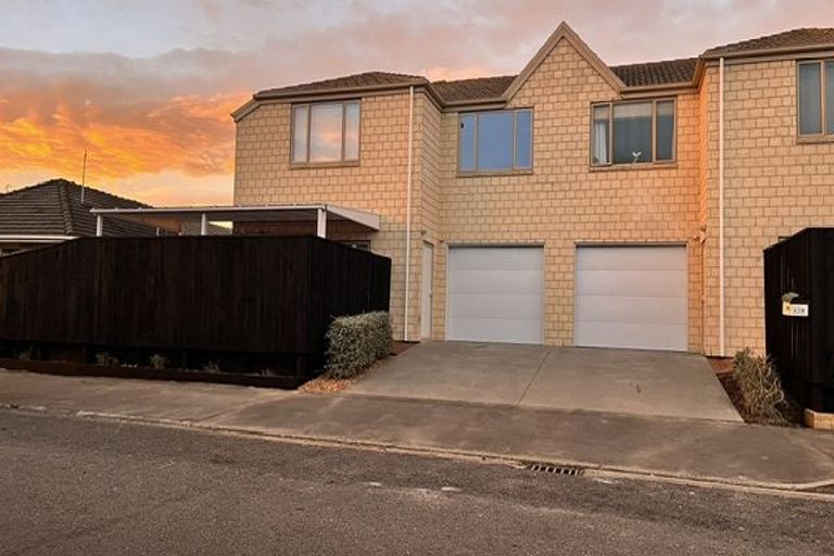 Photo of property in 67a Beresford Street, New Brighton, Christchurch, 8061