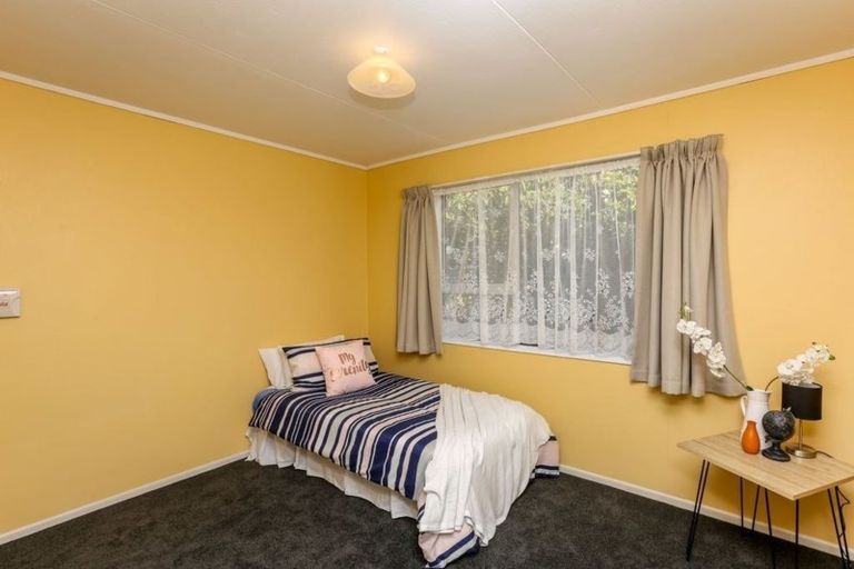 Photo of property in 1 Veronica Place, Bell Block, New Plymouth, 4312